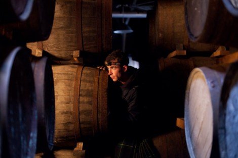 Paul Brannigan tra le botti di Ken Loach