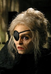 Helena Bonham Carter in una scena di "Big fish"